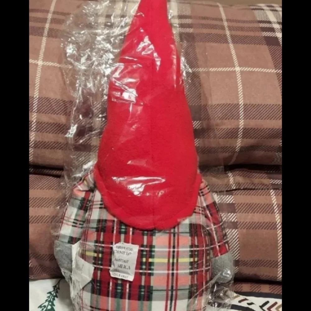 Holiday Gnomes Accent Pillow & Plush Pillows Set of 3 BNWT RETIRED SET!